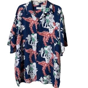 Summa 100% Silk Hawaiian Shirt. Blue, white, red. EUC. Mens XL